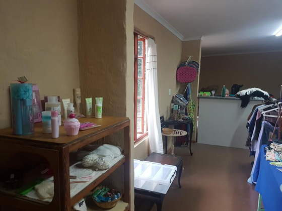 Woltree Craft Shop